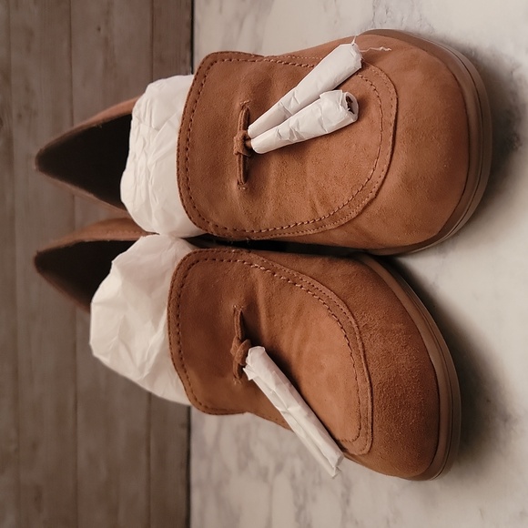 NATURALIZER Trixie Loafers - Picture 2 of 2